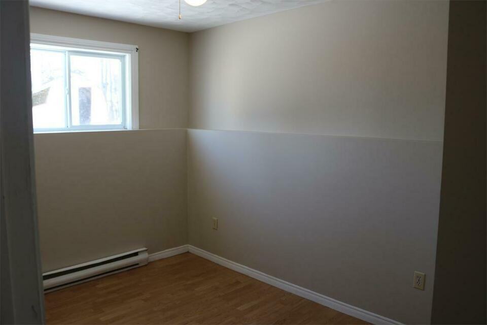 27 Sumac St #1 - Photo 3 of 8