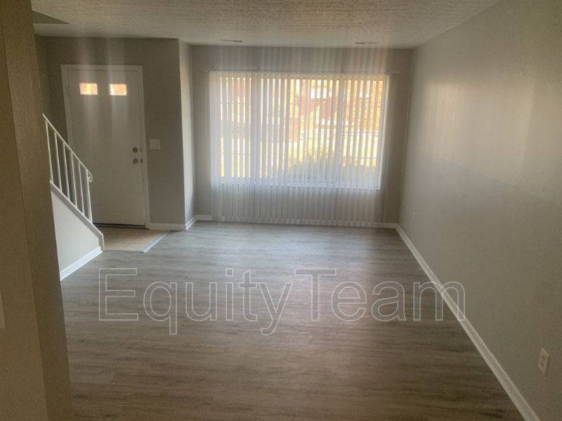 6922 River Rd - Photo 2 of 10