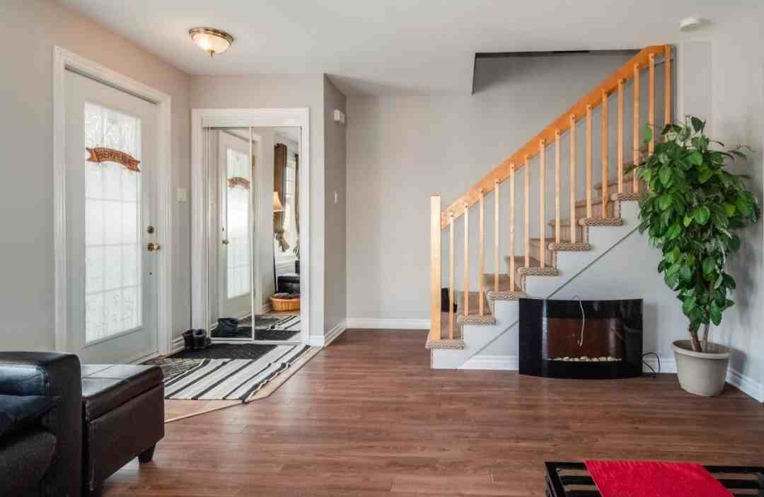108 Rue Julien - Photo 2 of 11