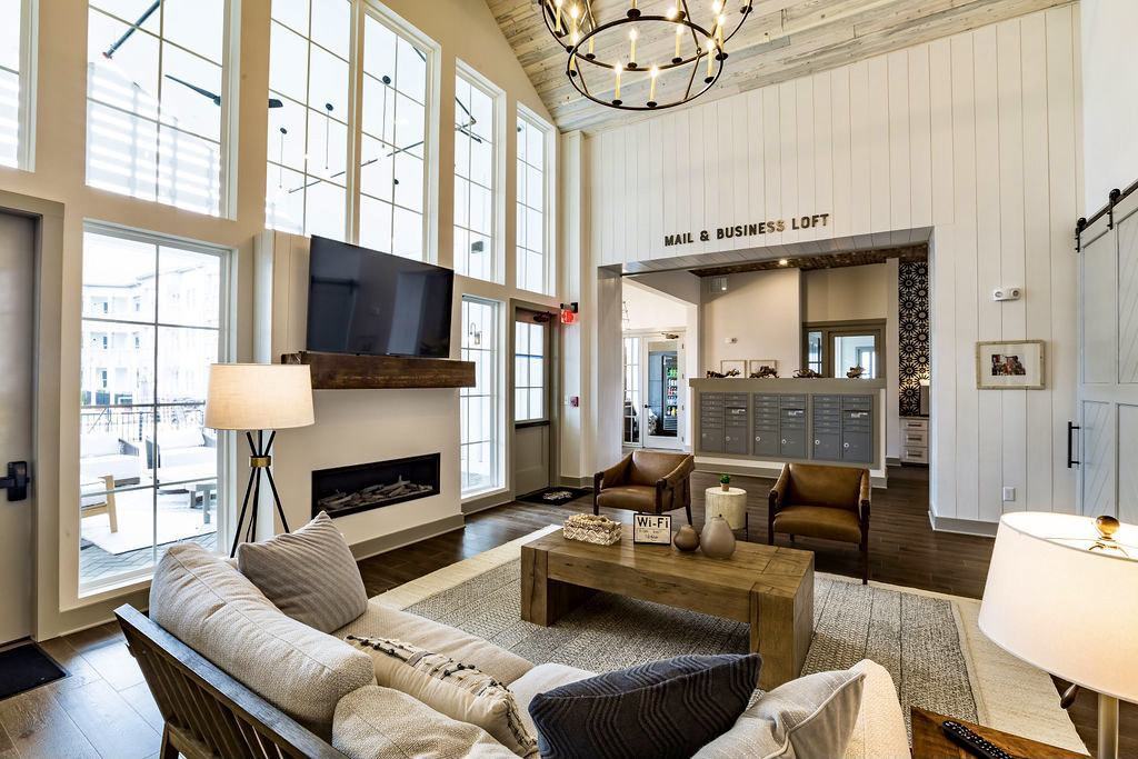 xThe Hillson - Photo 2 of 38