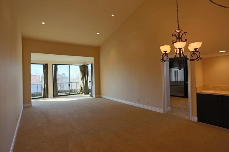 707 Seaview Rd - Photo 2 of 19