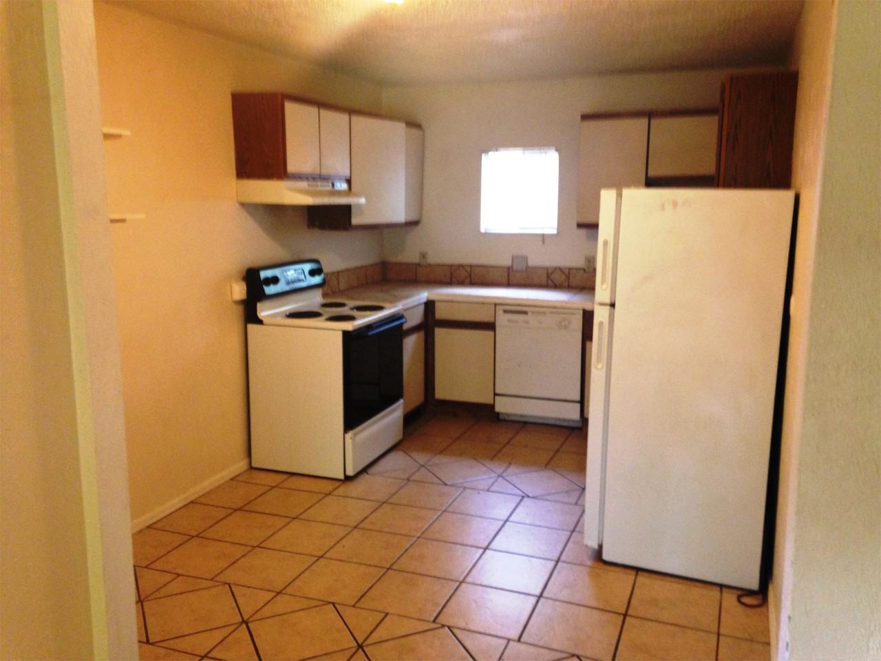 454 Arapahoe Ave #1 - Photo 4 of 20