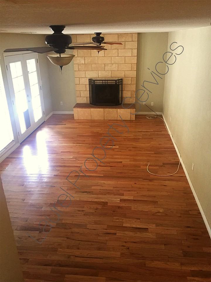 517 Holman Way - Photo 3 of 13