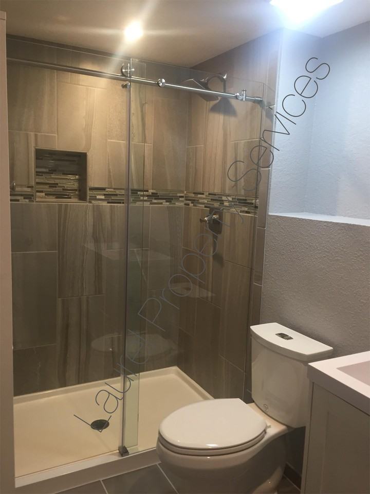 517 Holman Way - Photo 4 of 13