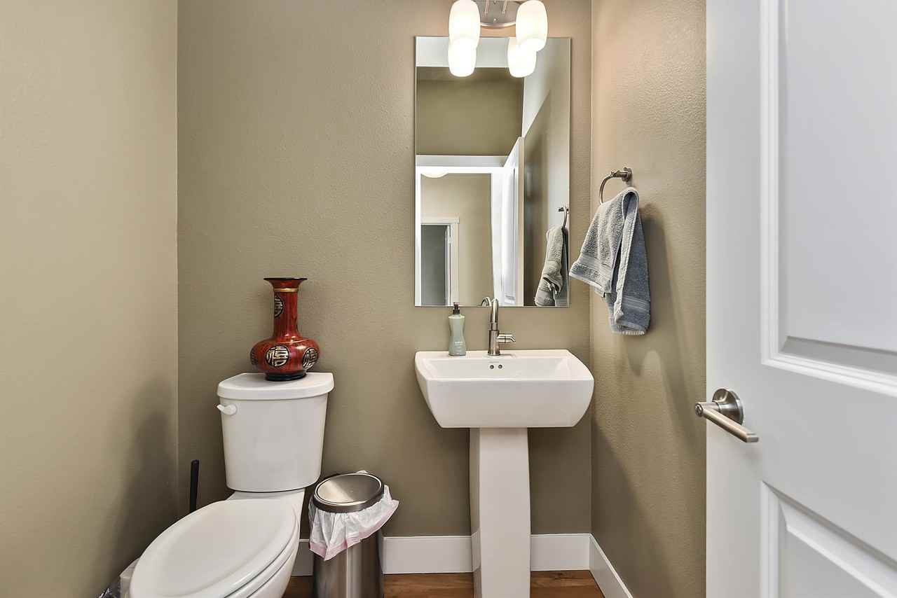 18199 Trautman Ave #1 - Photo 7 of 26