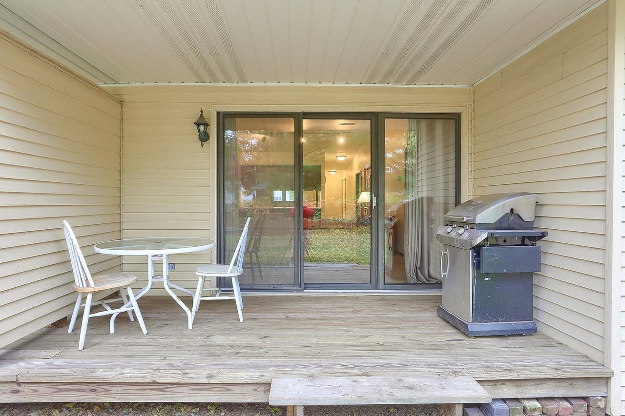 706 South Vine Street - AUnit A #A - Photo 2 of 10