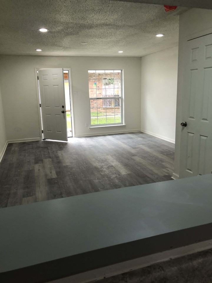 5949 Tullis Dr. - Photo 4 of 18