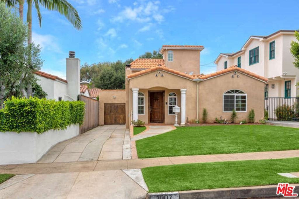 1007 Fiske St - Photo 2 of 28