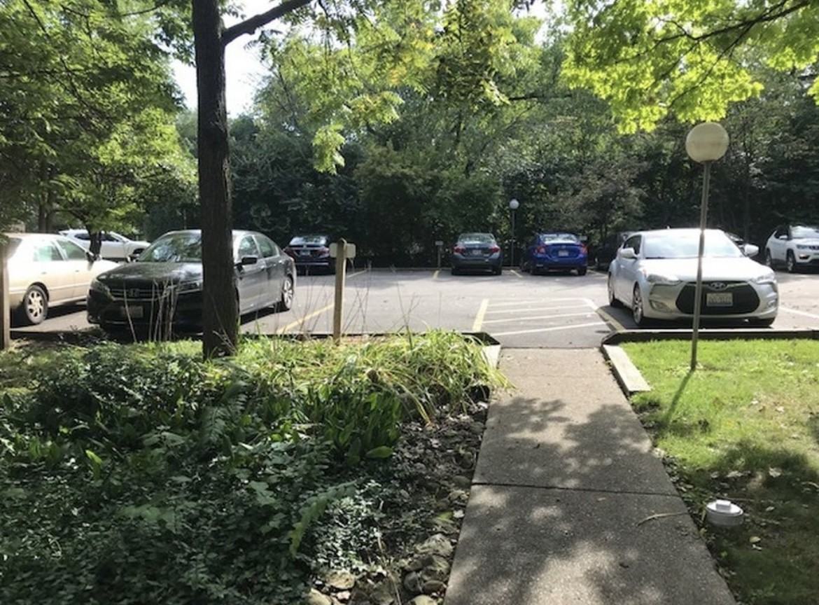 5603 Lakeside Dr Apt 3c #3C - Photo 3 of 19