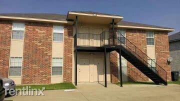 5804 5804 Redstone Dr C - Photo 2 of 21