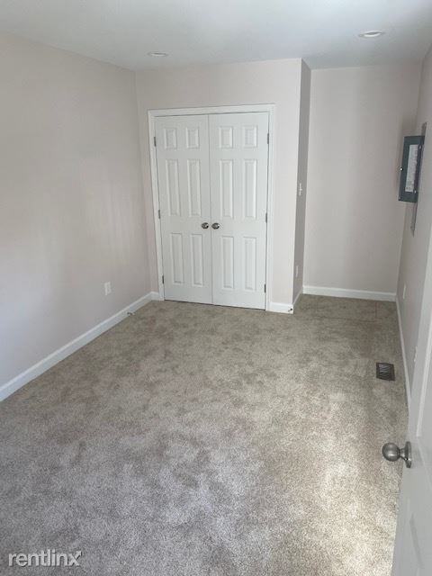 343 Scott St - Photo 3 of 9