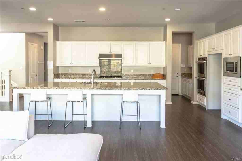 667 E Desert Willow Rd - Photo 2 of 10