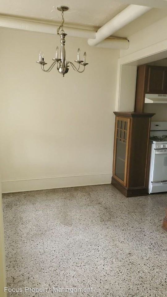 130 Forest Avenue - Photo 3 of 11