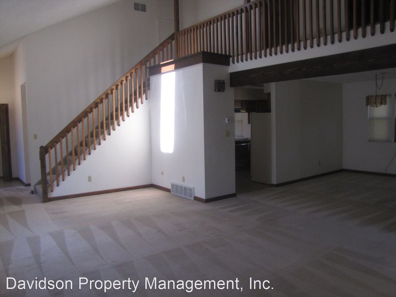 4691 Winewood Village Dr - Photo 3 of 18