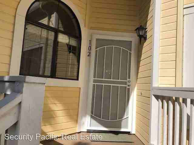 102 Devonwood - Photo 3 of 28