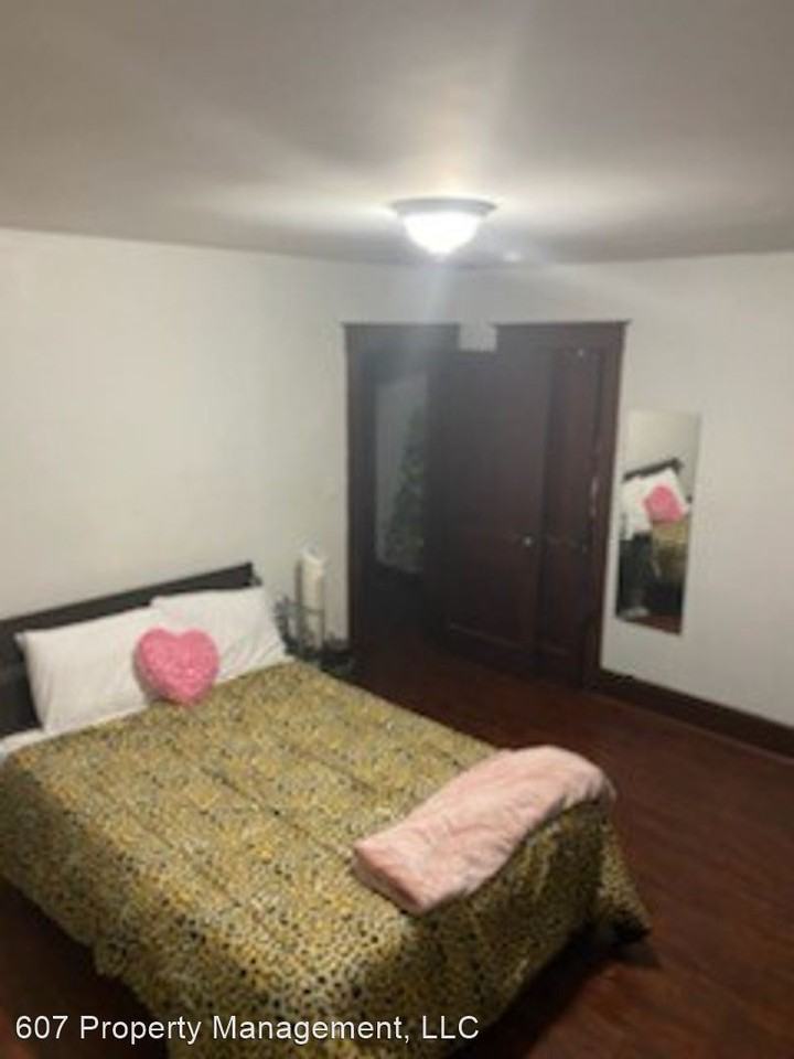188 Helen Street - Photo 3 of 6