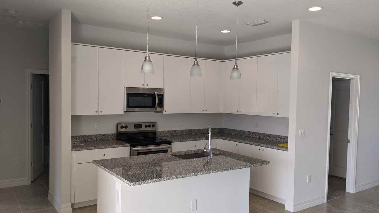 48 Orchid Ln - Photo 2 of 10