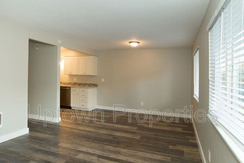 2602 Ne Lombard St - Photo 3 of 20