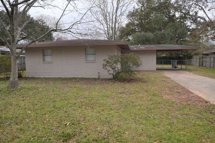 3326 Coolidge St - Photo 2 of 28