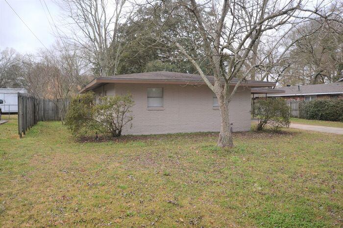 3326 Coolidge St - Photo 3 of 28