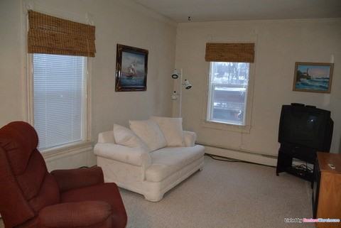 4119 Main St - Photo 3 of 9