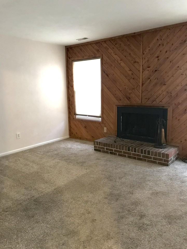 5960 Blackpoole Ln #1 - Photo 2 of 16