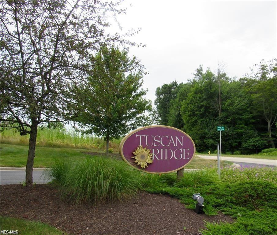 522 Robinwood Ln #D - Photo 3 of 29