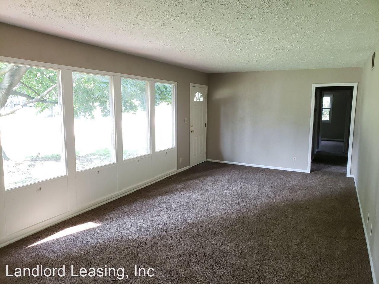 105 Brandt Ave - Photo 2 of 18
