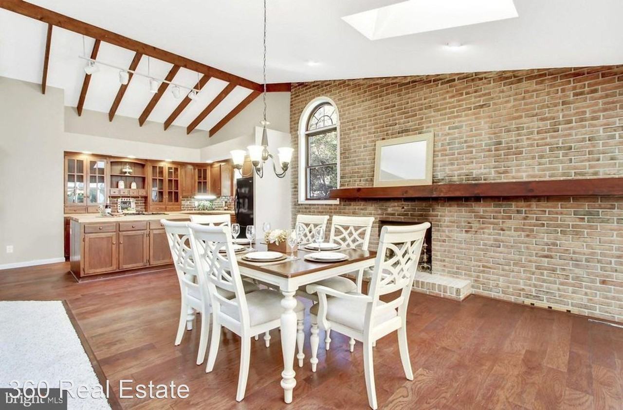 6639 Congressional Ter - Photo 2 of 36