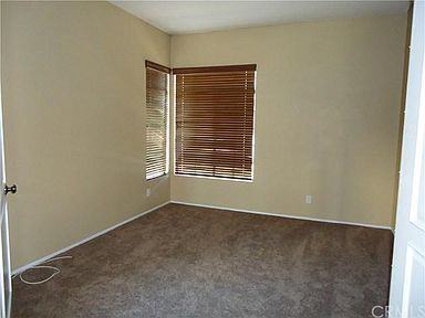 30672 3rd Ave - Photo 2 of 17