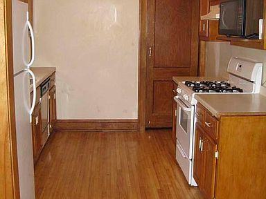 3322 40th Ave S - Photo 3 of 5