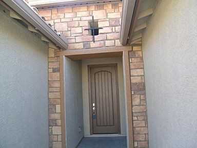 5431 W Beverly Rd - Photo 2 of 9