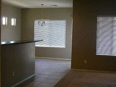 5431 W Beverly Rd - Photo 3 of 9