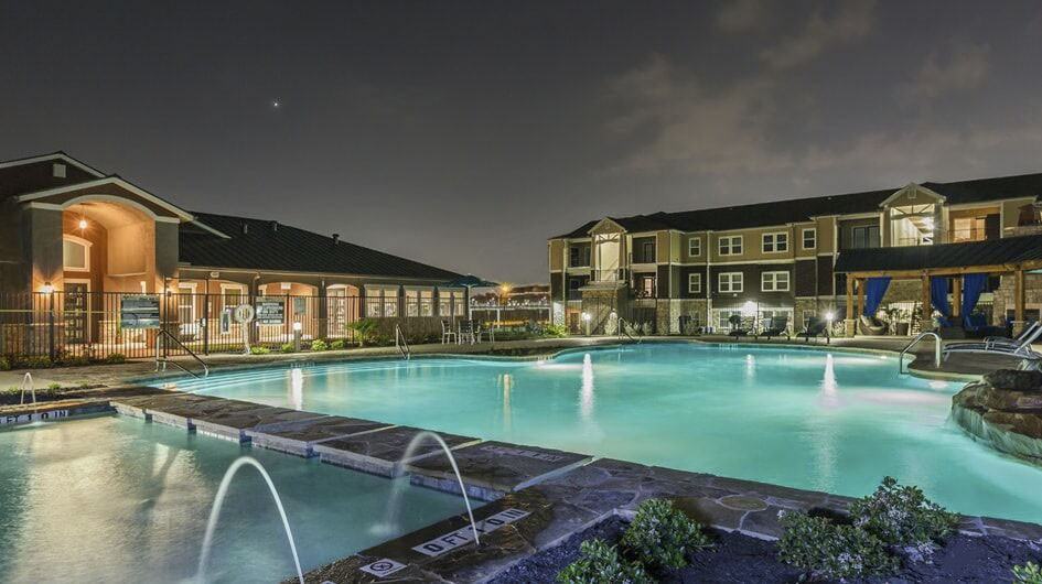 Vantage at Stone Creek - Photo 3 of 9