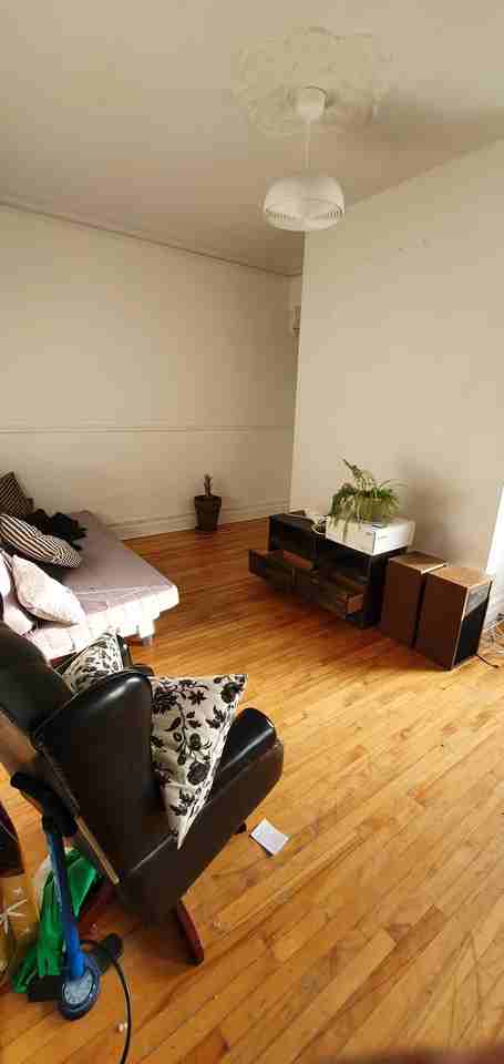 4br/6.5 apartment - downtown Montreal - Village (2mins walk from metro beaudry) - Photo 2 of 12