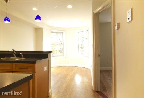 88 Hammond St - Photo 3 of 17