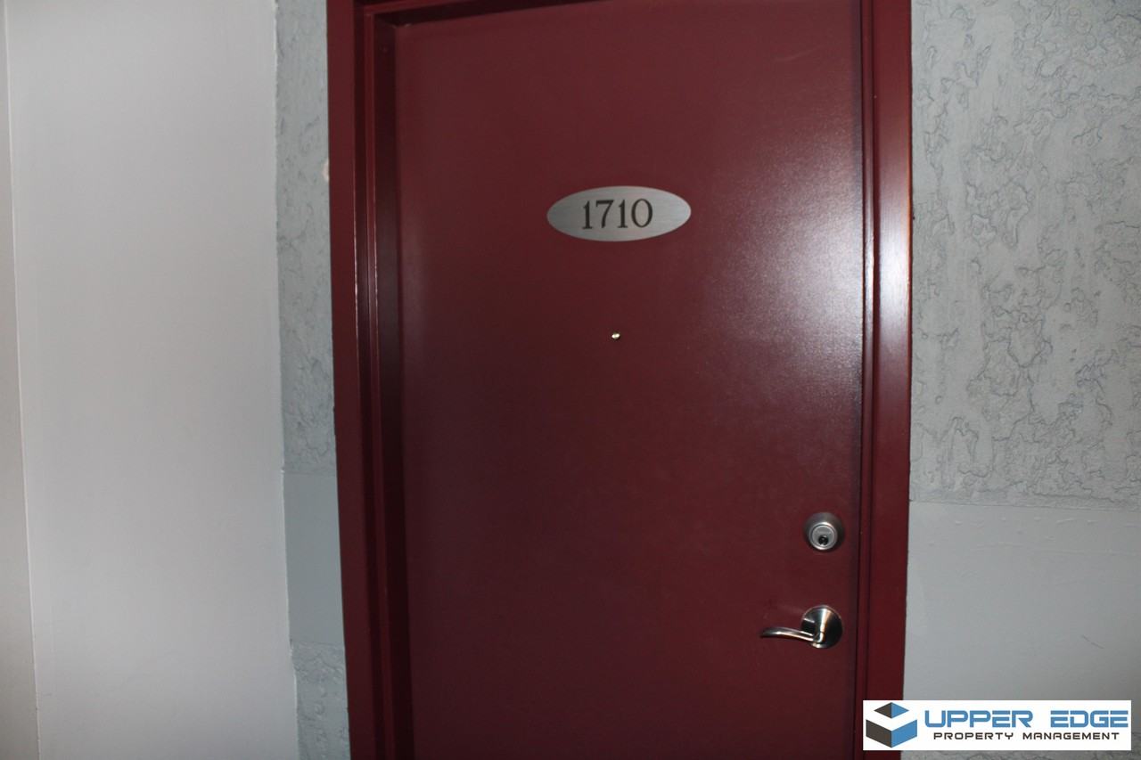 15 Riverwalk Condominiums - Photo 2 of 18