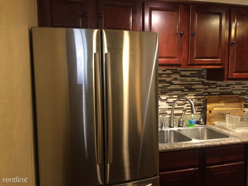5224 River Glen Dr - Photo 2 of 24