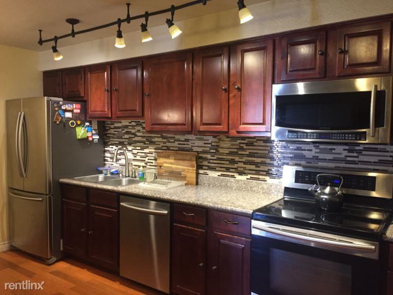 5224 River Glen Dr - Photo 3 of 24