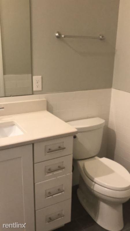 907 907 Stiles St 2 - Photo 3 of 16