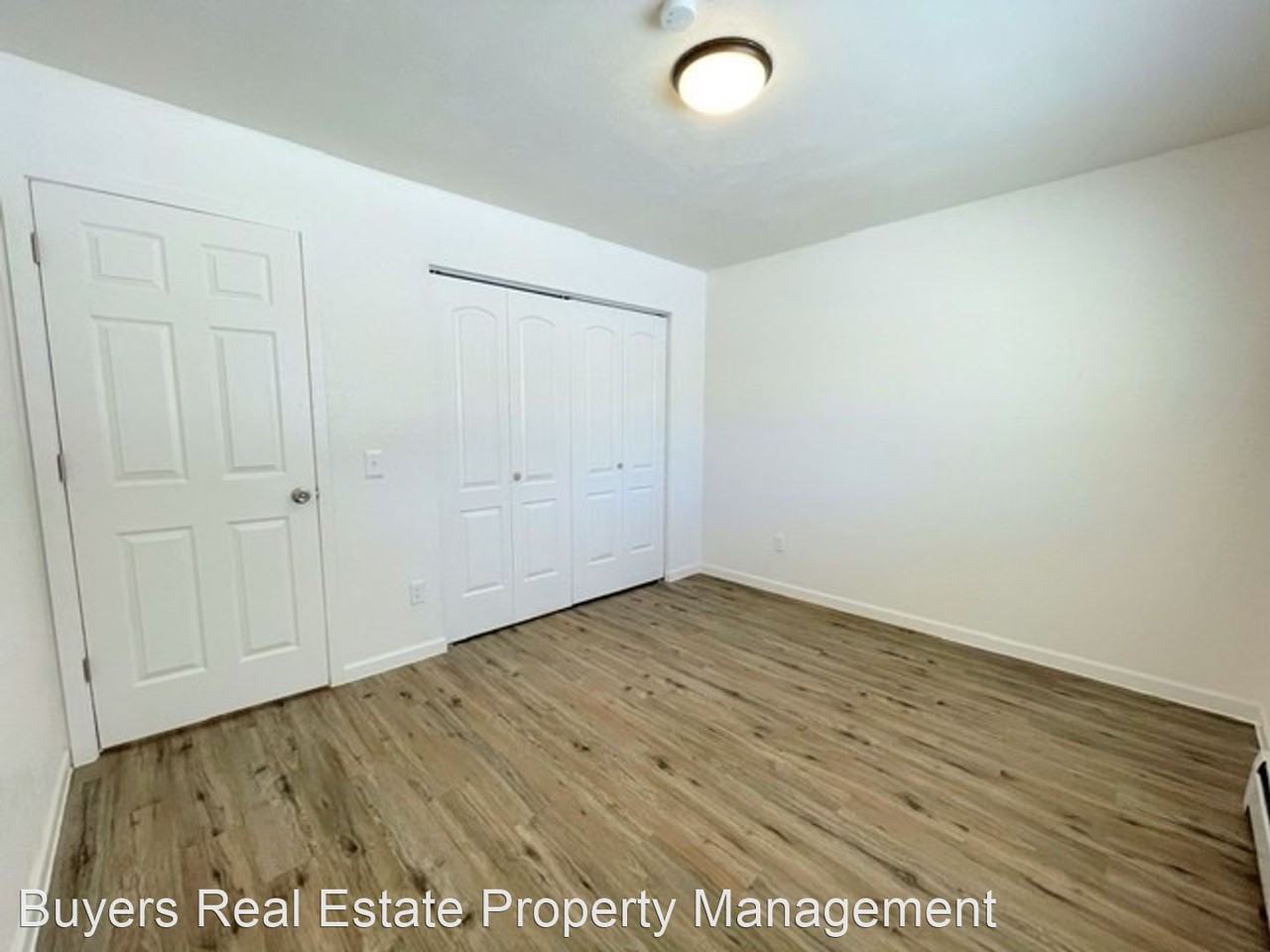 3933 E 8th Avenue - Photo 2 of 18