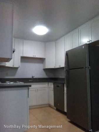 408 North Street - Photo 3 of 11