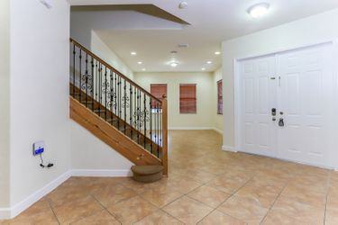 8966 Nw 178th Ln - Photo 2 of 14