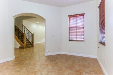 8966 Nw 178th Ln - Photo 3 of 14