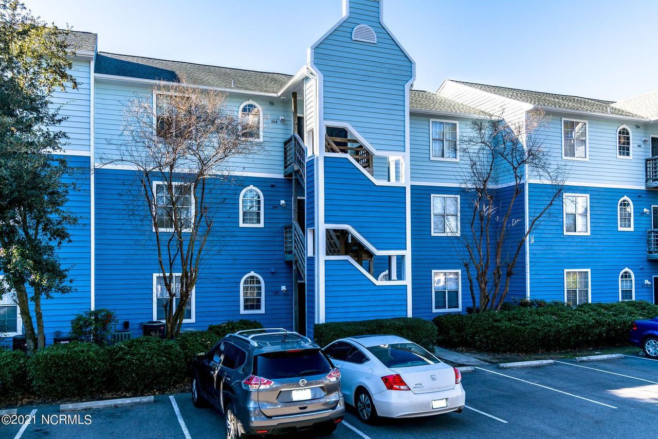 Courtyard Apartments 4240 Wilshire Boulevard 204E, Wilmington, NC 28403 Zumper