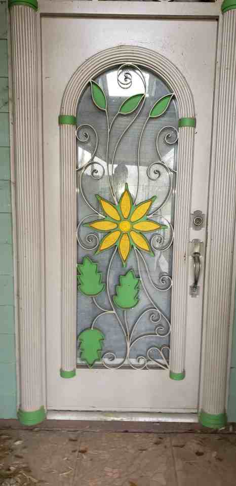 306 306 N Carlos Arispe - Photo 2 of 6