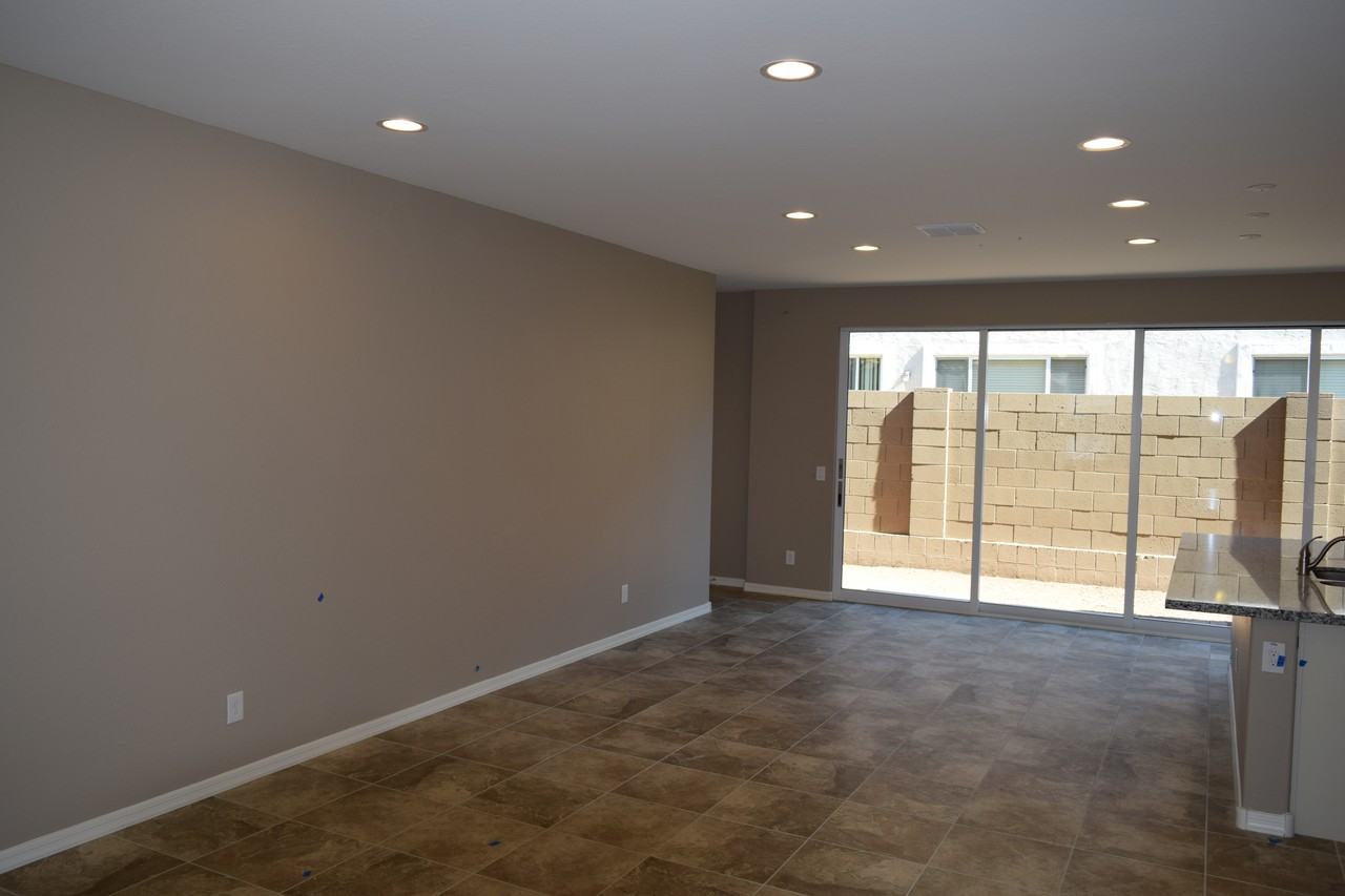 4242 E Erie St - Photo 3 of 26