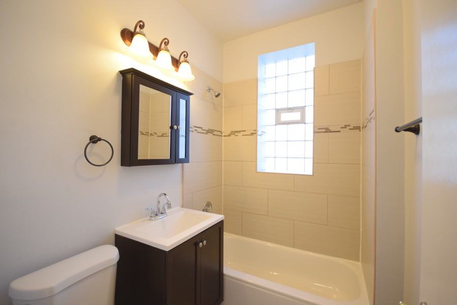 1328 N Campbell Ave #1R - Photo 3 of 6