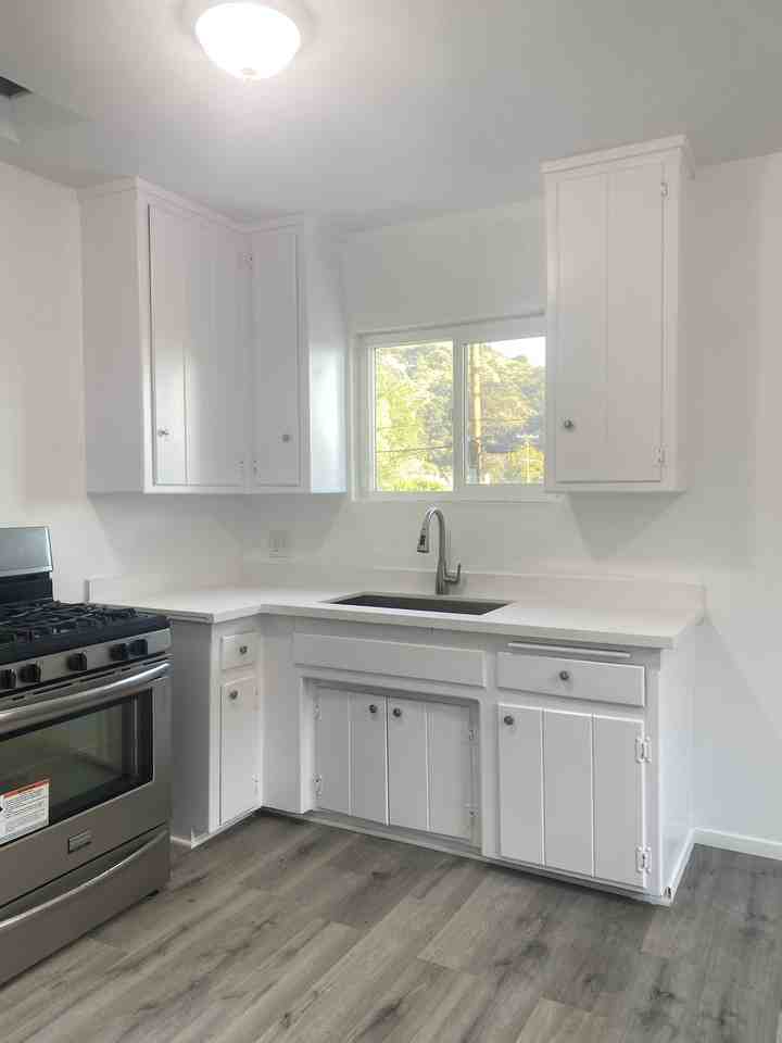 1809 Oakwood Ave. - Photo 2 of 25