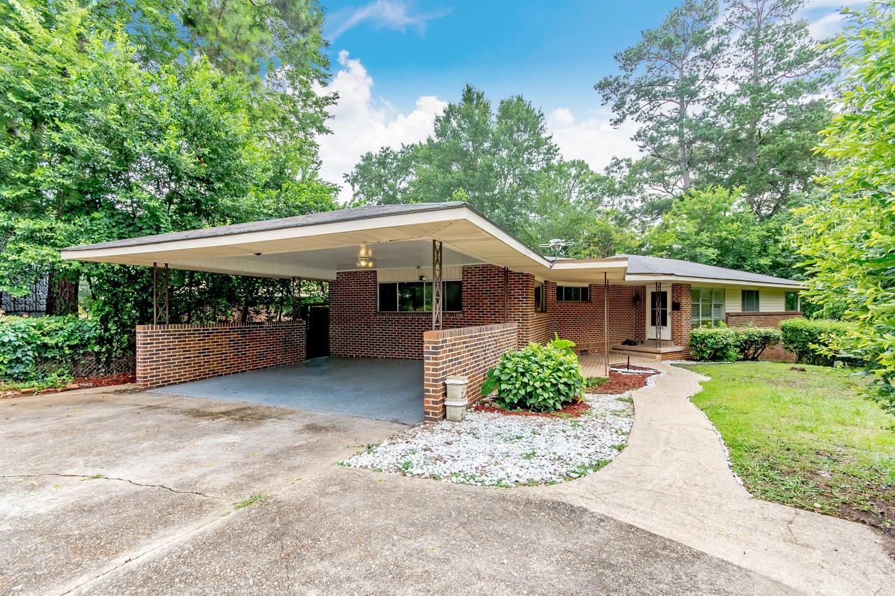 3105 Pelzer Ave #1 - Photo 2 of 37